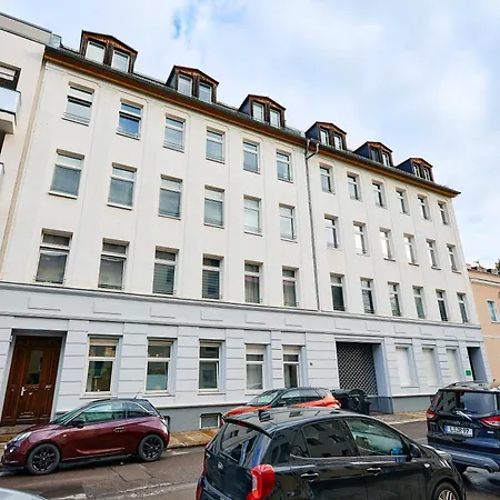 Moderne 3-zimmer In Top-lage Mit Terrasse&einbauküche Apartamento *