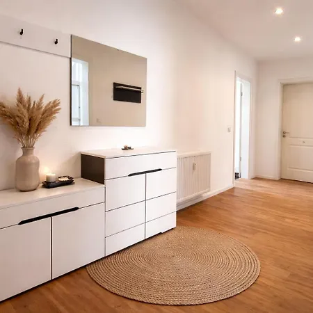 Moderne 3-zimmer In Top-lage Mit Terrasse & Einbaukueche