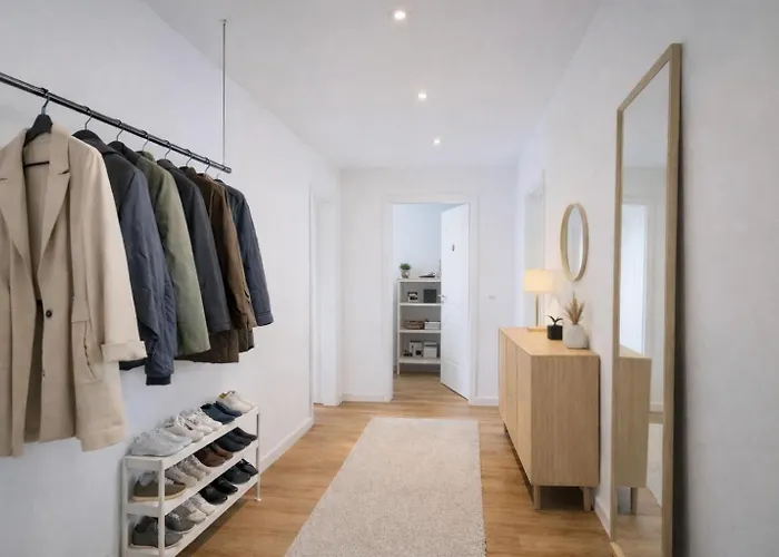 Moderne 3-zimmer In Top-lage Mit Terrasse & Einbaukueche アパート *